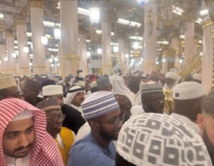 1751404033544 1751404033544