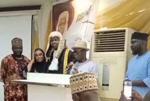 1759327472635 1759327472635